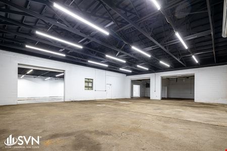 Warehouse with Secure Yard For Lease
