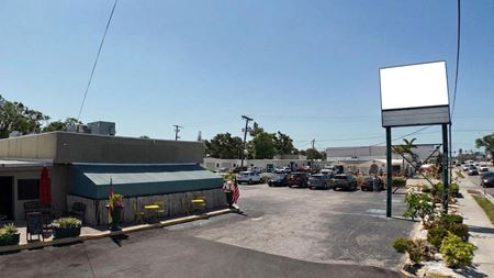 Retail space for Sale at Restaurant Investment Opportunity in Sarasota