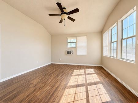 Flexible 4-Unit Property Opportunity in Midland