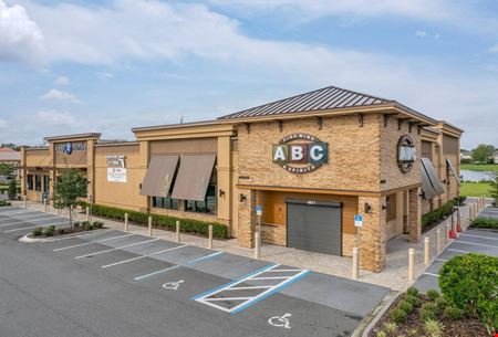 Retail space for Rent at 4838 Gate Pkwy in Jacksonville
