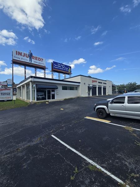 Retail space for Sale at SUPER DAVE BUILDING in Tallahassee