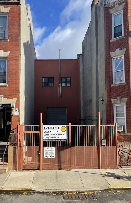 1146 Longfellow Ave