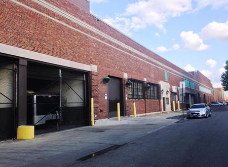 Industrial space for Rent at 3033 N Knox Ave in Chicago