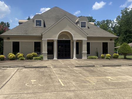 Office space for Sale at 2906 Cypress Street in Arkadelphia