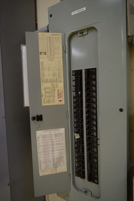 Vacant Former Dialysis Clinic: Investment Opportunity