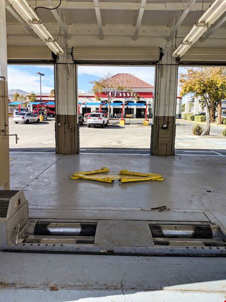 202 E Palmdale Blvd
