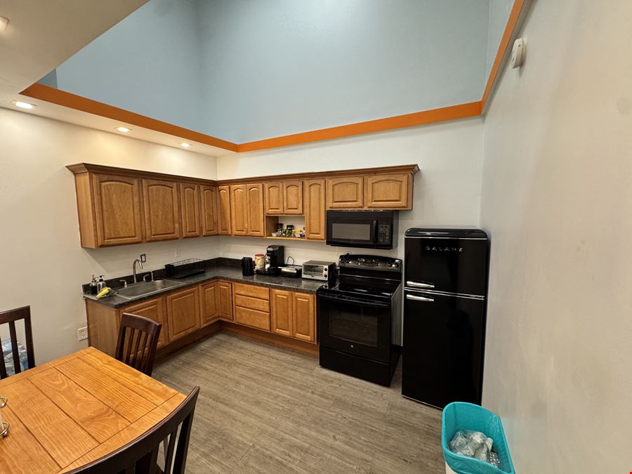 2151 Consulate Dr - Consulate Business Center, Orlando, FL 32837