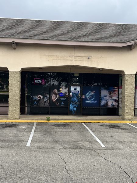Cross Creek Shopping Center