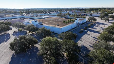 Big Box Retail Space at Lakeland Square Mall