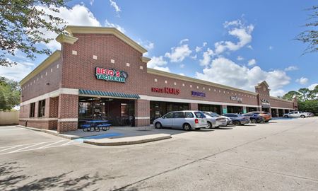 Retail space for Rent at Space Center Plaza in Houston