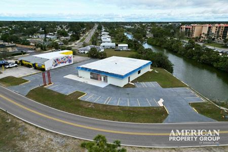 Retail space for Sale at Price Reduced - Port Charlotte Retail Building on US-41 in Port Charlotte