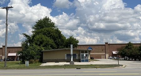 Office space for Sale at 5680 Bay Rd in Saginaw