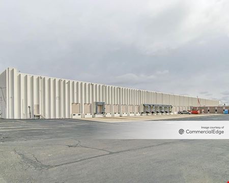 Industrial space for Rent at Airport Industrial Center in Denver