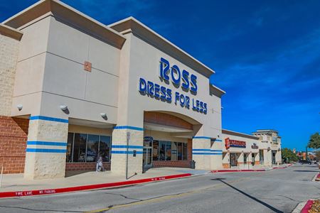 Retail space for Rent at Bandera Pointe in San Antonio
