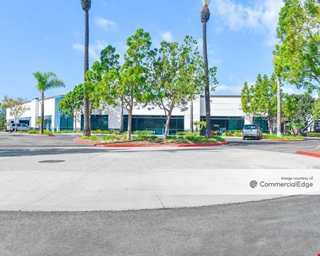 Industrial space for Rent at Lionshead Landing in Vista