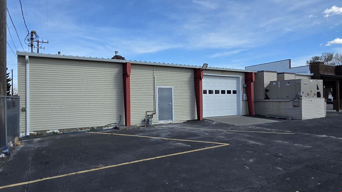 180 W Main St