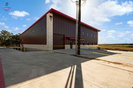 Warehouse/Office Building For Lease in Boerne Texas