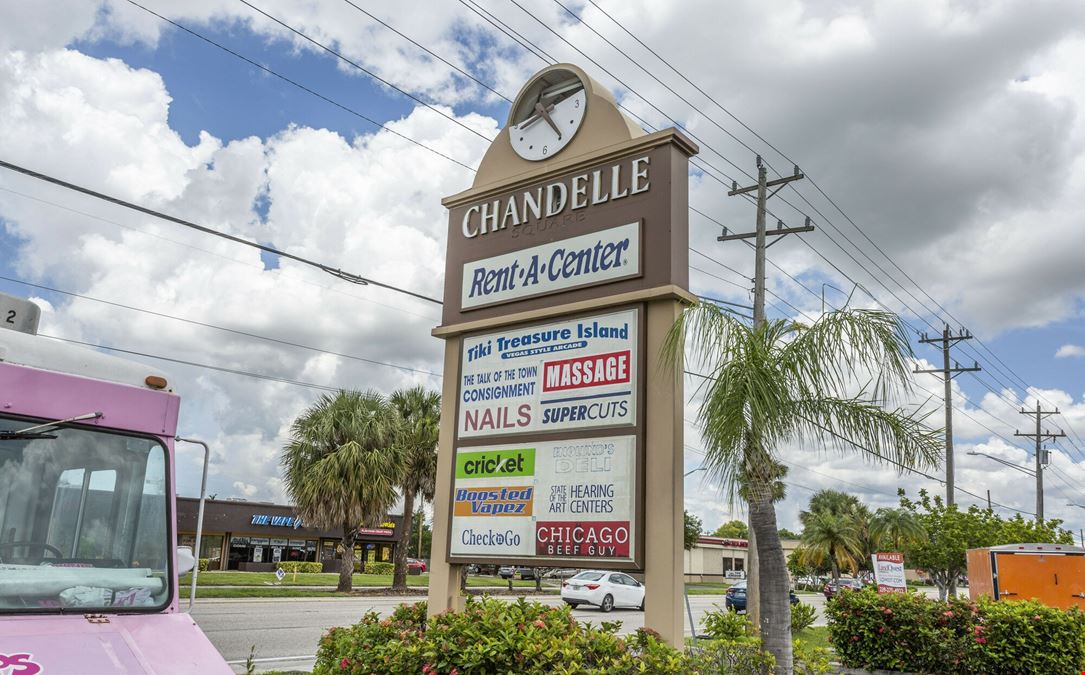 Chandelle Square