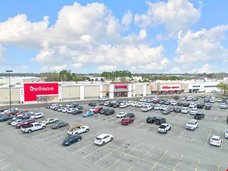 Acadiana Square: Inline and Big Box Space in Highly-Visible Power Center