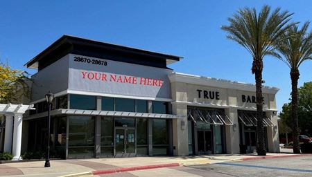 Retail space for Rent at Gateway Promenade in Valencia