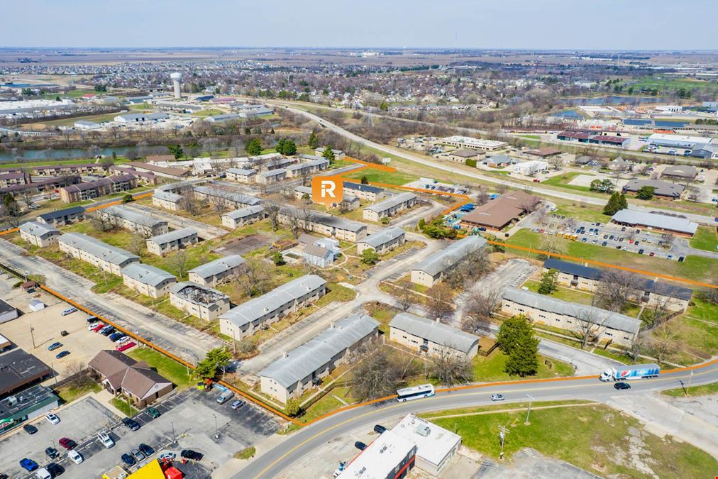 Champaign Park Apartments | Value-Add Multifamily