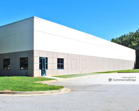 Peachtree Industrial Center - 1200 Northbrook Pkwy