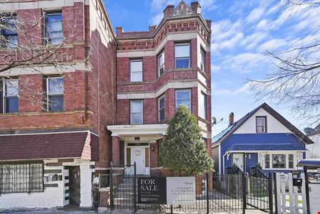 Multi-Family space for Sale at Kedvale in Chicago