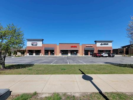 Retail space for Rent at Parkland Plaza in Muskego