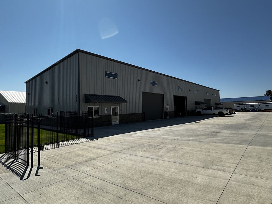 6958 Commercial Avenue, Unit 3