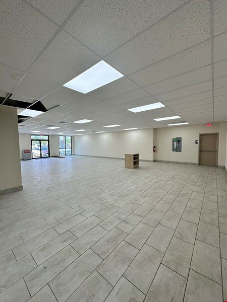 900 W Edmond Road