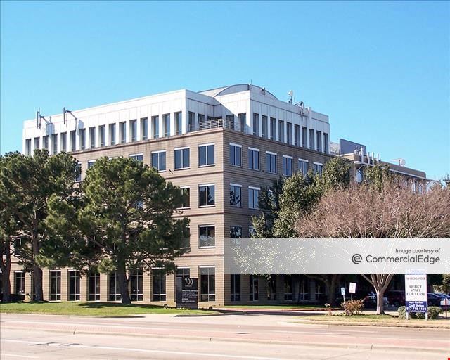 700 Highlander Blvd