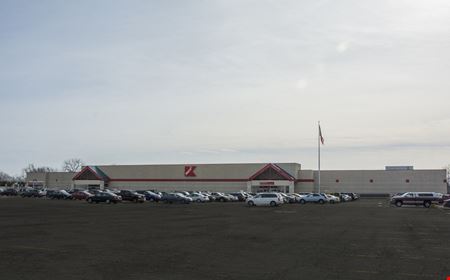 Retail space for Sale at 17580 Frazho Road in Roseville