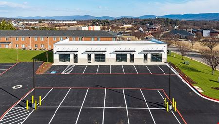 Brand-New Retail Flex Space Now Leasing