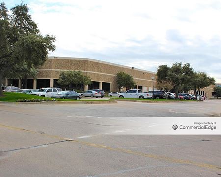 Industrial space for Rent at Valwood Park - 1800-1850 Diplomat Drive in Farmers Branch