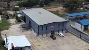 Office + Warehouse + Fenced Yard  | 35' Clear | Service Trades | San Antonio