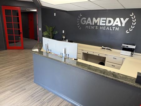 Office w/ Furniture 5140 Avenida Encinas