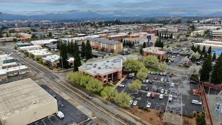 Larkspur Centre