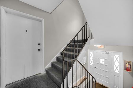 1623 Portage