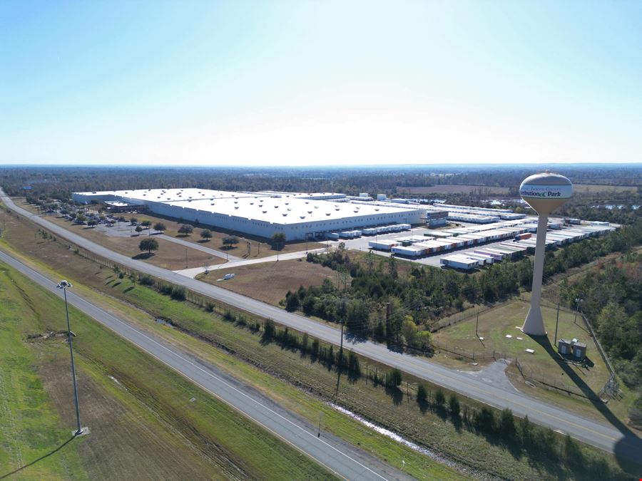 38 +/- Acres of Commercial / Residential Land in Marianna, FL