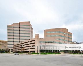 125 East John W. Carpenter Fwy