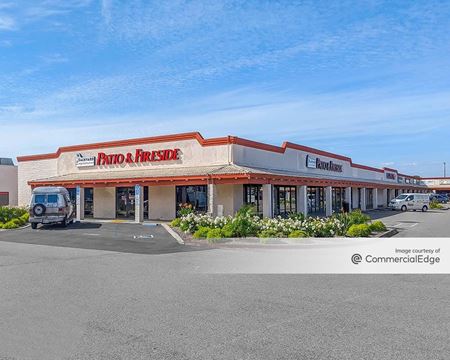 Retail space for Rent at 6833 Warner Avenue in Huntington Beach