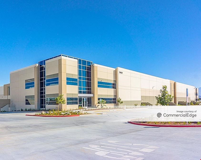 LogistiCenter at Park Meridian