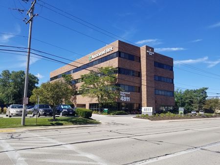 Office space for Sale at Edgewood Plaza in Greenfield