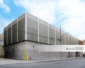 30-10 Starr Avenue
