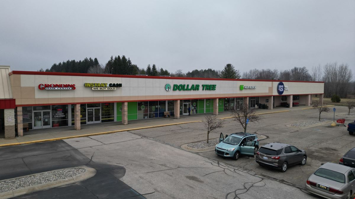 Gladwin Plaza East
