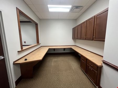 Airlie Professional Center