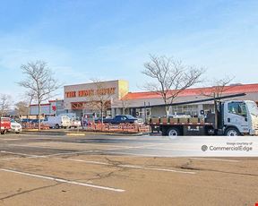 Home Depot Plaza