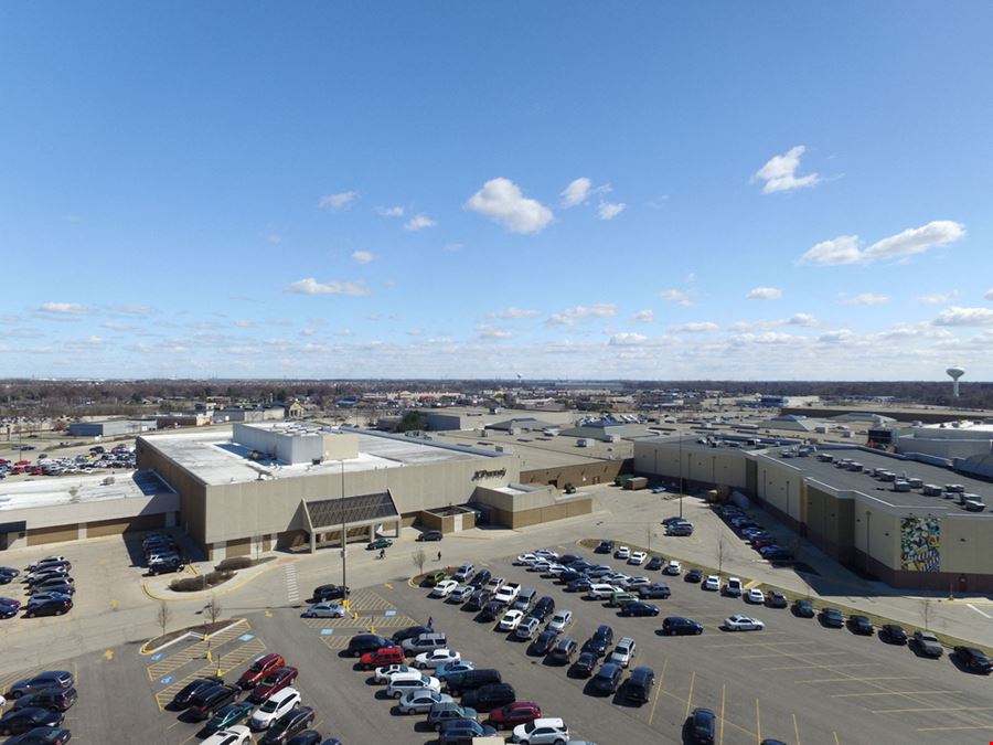 Mall Loop Dr.
