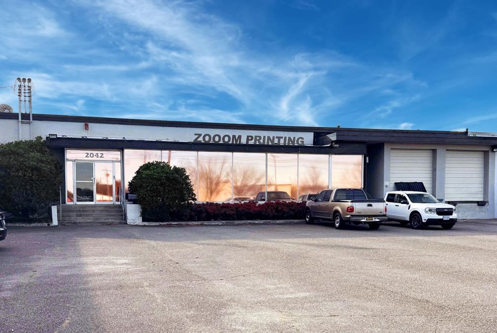 2042 Westmoreland St