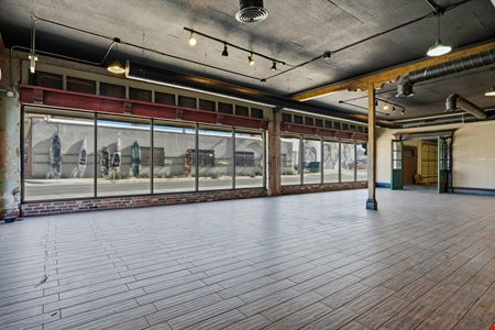215 N Western Ave